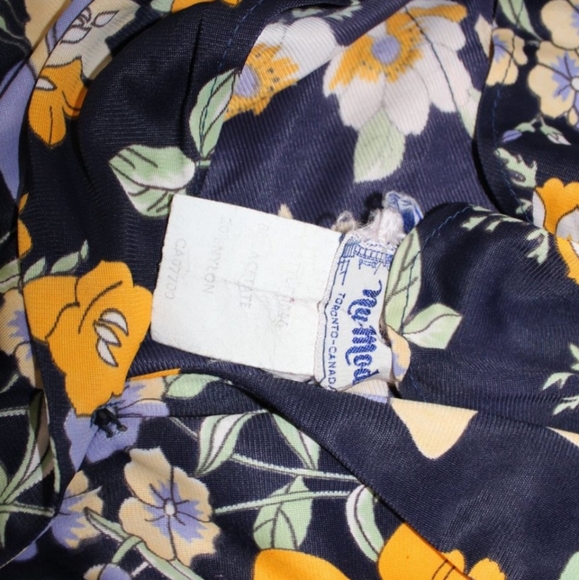 Vintage 1970’s Floral Wrap Top Button Up Blouse - Picture 7 of 8